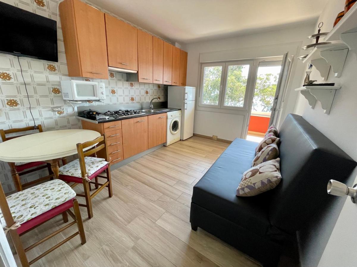Apartamentos Sinas Playa Raxo Eksteriør bilde